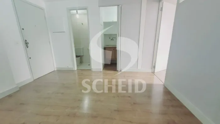 Sala comercial, 40m2, 2 banheiros, 1 vaga, na Chacara Santo Antonio