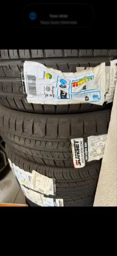 Pneu 185/60 R15 $315.00 unidade à vista