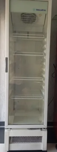 Geladeira Expositora Vertical Metalfrio 296 litros