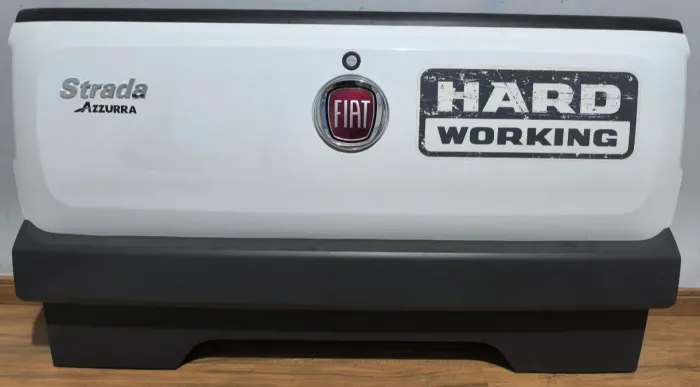 Tampa traseira caçamba Fiat Strada 2014 a 2020 sem detalhes