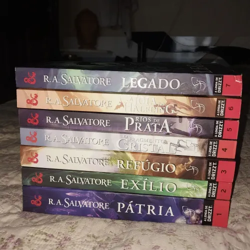 Dungeons and Dragons A Lenda de Drizzt volumes 1-7
