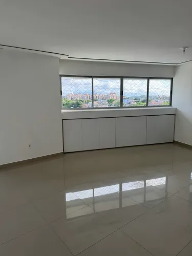 Oportunidade em Lagoa Nova: 118m² - 3 Quartos (1 Suíte c/ Closet)