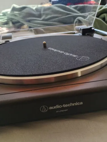 Vitrola novíssima, Áudio Technica com Bluetooth! AT-LP60XBT