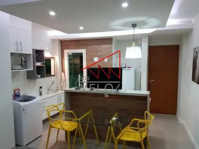 Kitnet/Conjugado : / Residencial / Centro