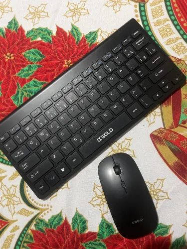 Teclado e mouse sem fio