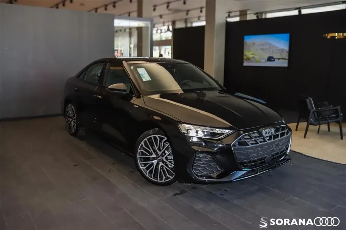 Audi A3 Sed. Perform. Black 2.0 TFSI S-tronic 2026