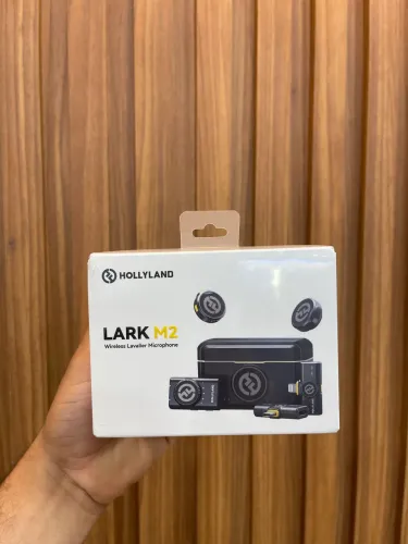 MICROFONE LAPELA LARK M2 ?