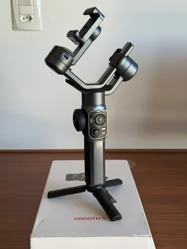 Estabilizador Zhiyun Smooth 5