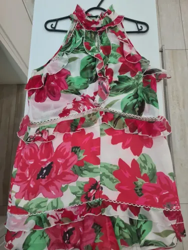 Macaquinho Floral com Babados - Agilità - Novo 