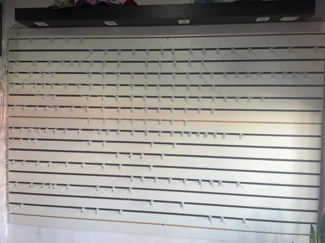 Painel Canaletado Grande com Luminária 