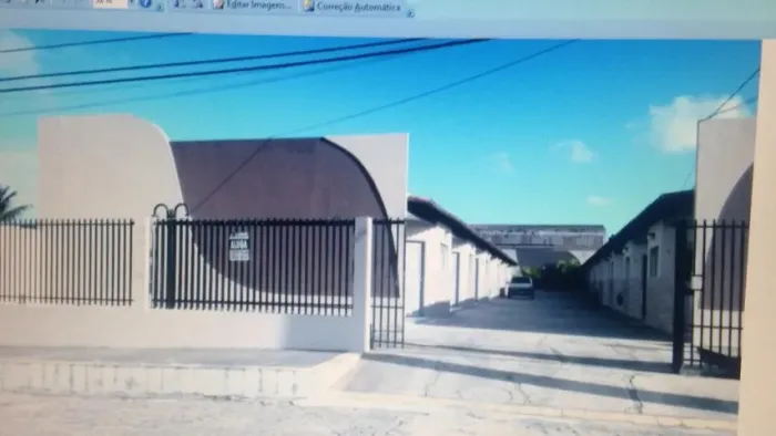 Alugo Casa em Igapó, com 02 quartos