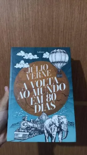 Livro à venda