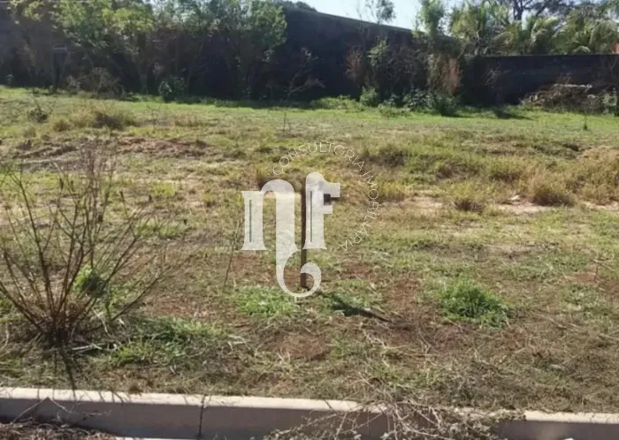Venda de Terreno / Padrão na cidade de Campinas