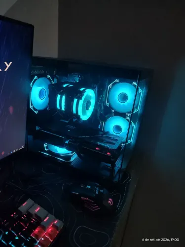 PC Gamer Potente - RX 7600 TRIPLE FAN / Ryzen 5 5500 / 16 GB RAM - 3200MHZ