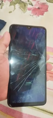 Galaxy A10 com tela queimada para retirada de peças.