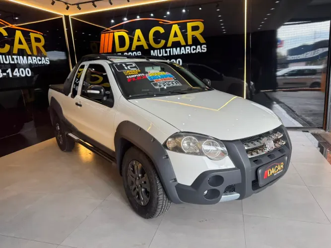 Fiat Strada Adventure 1.8/ 1.8 Locker Flex CE 2012