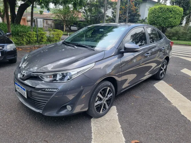 Toyota Yaris XLS Connect Sed. 1.5 Flex 16V Aut. 2022