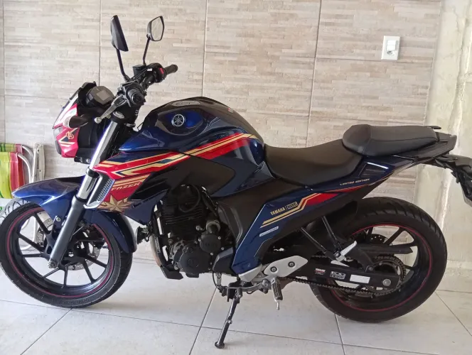 Yamaha Fazer FZ25 Capitã Marvel - Edição Limitada 2023 - Apenas 14.604 km