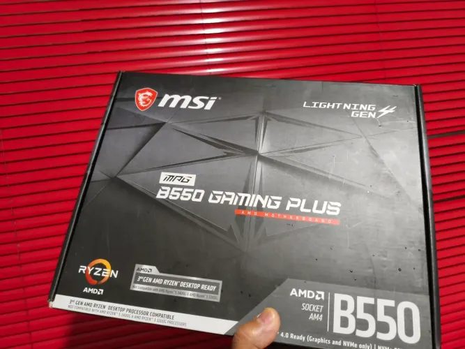 KIT GAMER RYZEN 5 5500X3D B550 ATX VENDO/TROCO