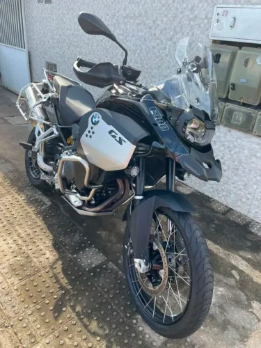 BMW F900 Adventure plus