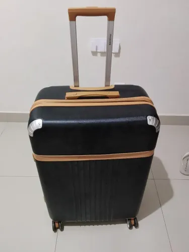 Malada de viagem Santini em ótimo estado