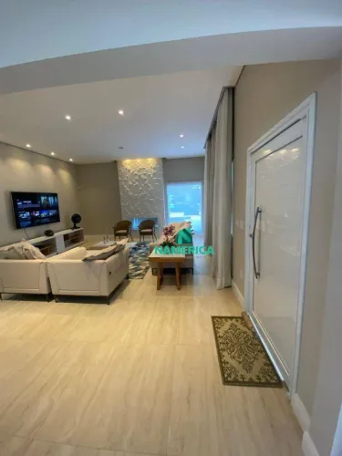 Linda casa em condomínio em Bragança