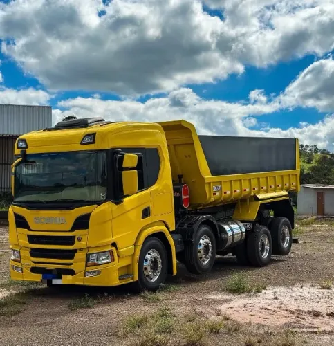 Scania P-360 8x2 2022 Unico dono
