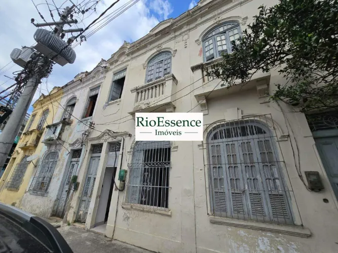 Casa de Rua Comercial para Aluguel no Estácio  Próx. Sambódromo