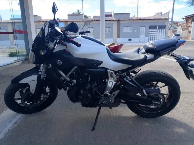 Yamaha MT-07/MT-07 ABS 689cc 2016