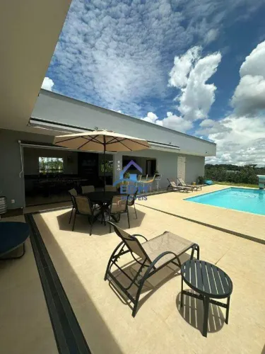 Casa Mobiliada 5 Quartos à Venda no Canto da Siriema VIP Lote de 1.000 m² e Piscina Aquec