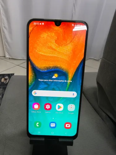 SAMSUNG A30