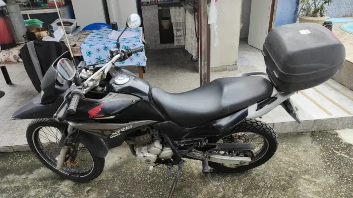 Honda XRE 300cc Ano 2011, Doc OK, único dono