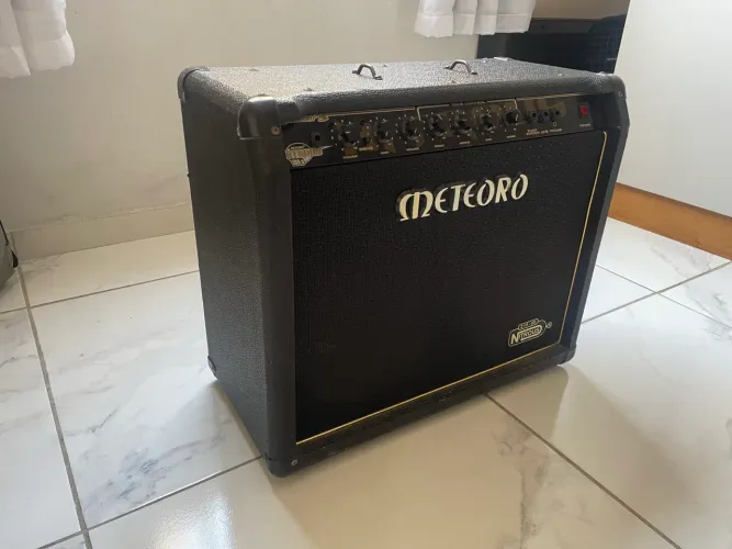 Amplificador Meteoto nitrous 100gs
