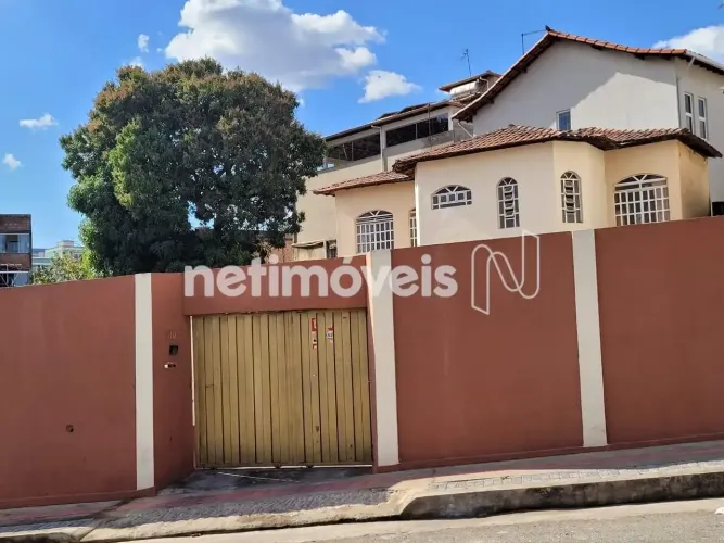 VENDA CASA COM HABITE-SE ,BAIRRO JARDIM BANDEIRANTES !