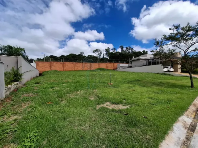 Terreno de 299m² ideal para investimentos à venda em condominio - Bonfim Paulista