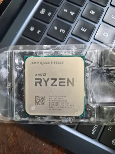 AMD Ryzen 9 5900X
