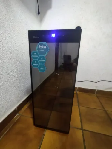 Adega 12 garrafas