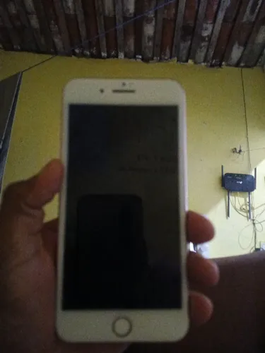 Celular iPhone 7plus 