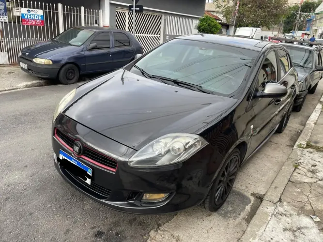 Fiat Bravo Sporting 1.8 Dualogic Flex 16V 5P 2013