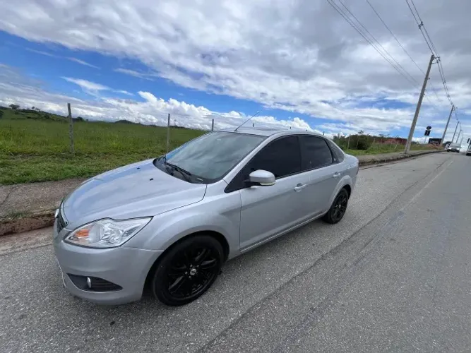 Ford Focus Ghia Sed. 2.0 16v/2.0 16V Flex AUT 2011