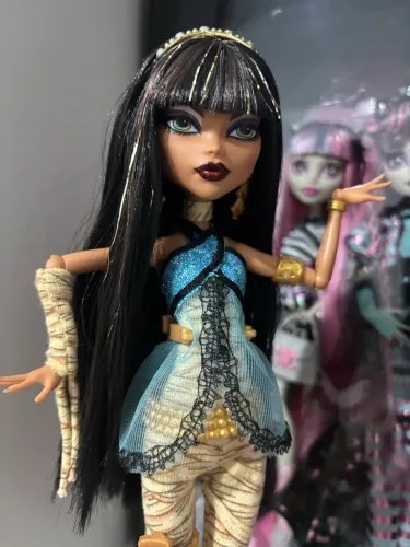 Monster High Cléo d Nile Básica Creeproduction