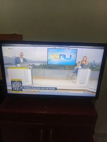 ESTAMOS VENDENDO UMA SMART TV DE 32PLGADAS por apenas 770