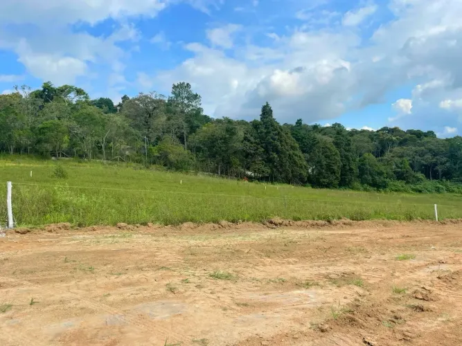 Seu terreno de 525m² em Caucaia do Alto espera por você!