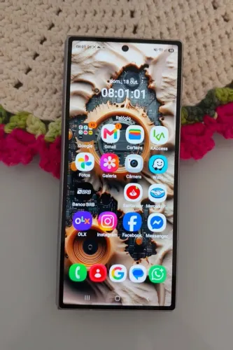 TOP GALAXY ZFOLD 6 512GB 12RAM TELA INTERNA QUEIMADA PORÉM UMA MAQUINA TOP