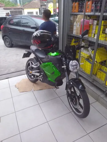 Moto elétrica Shineray SHE-S 3000 voltz