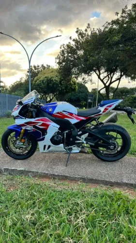 Honda Fireblade 1000RR-R Sp 30th