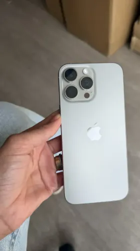 Iphone 16 Pro Max (256 Gb) - Titânio Natural (Usado)