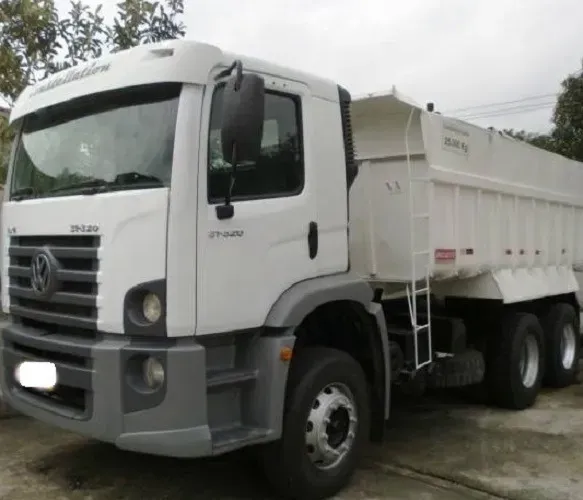 Volkswagen 31.320 Caçamba 6x4 Ano 2008