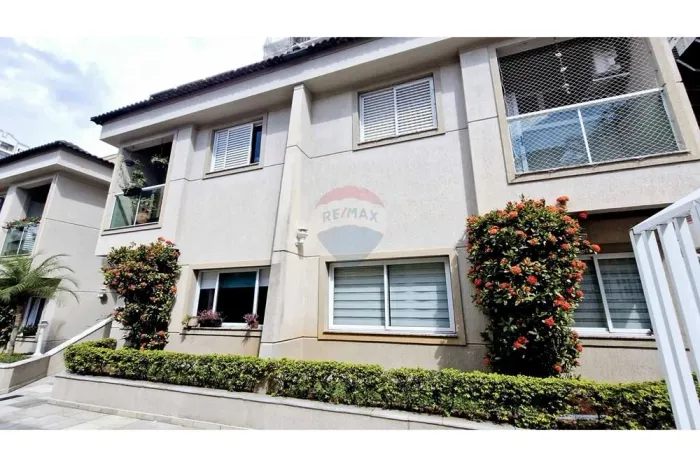 Casa no Condomínio Vilagio de Florenza 130m² de área construída, 3 suites, sala dois ambie