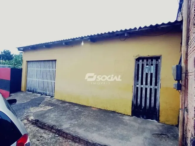 Casa com 2 dormitórios à venda, 130 m² por R$ 200.000,00 - Costa e Silva - Porto Velho/RO
